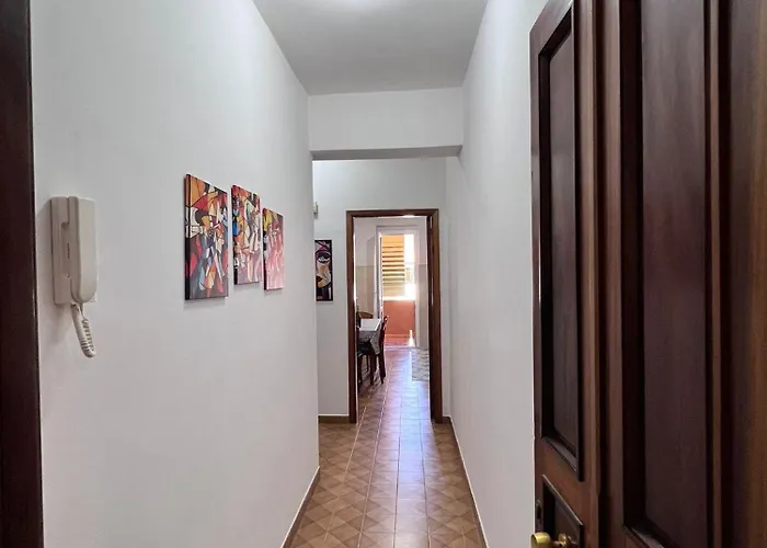 Rosanna House شقة